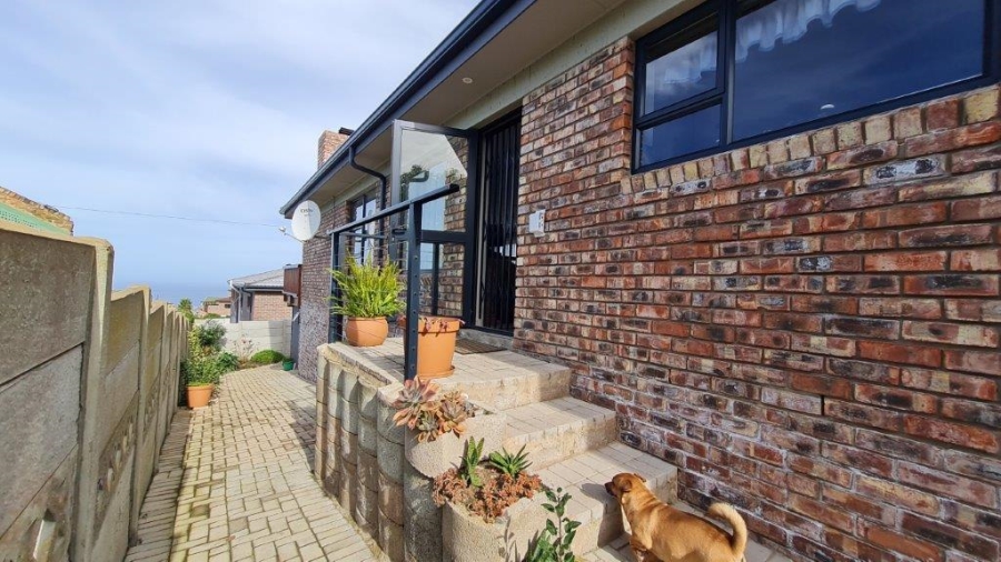 3 Bedroom Property for Sale in Dana Bay Western Cape